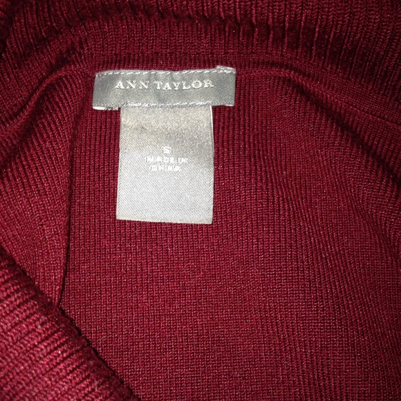 Ann Taylor Fitted Sweater - Picture 3 of 3
